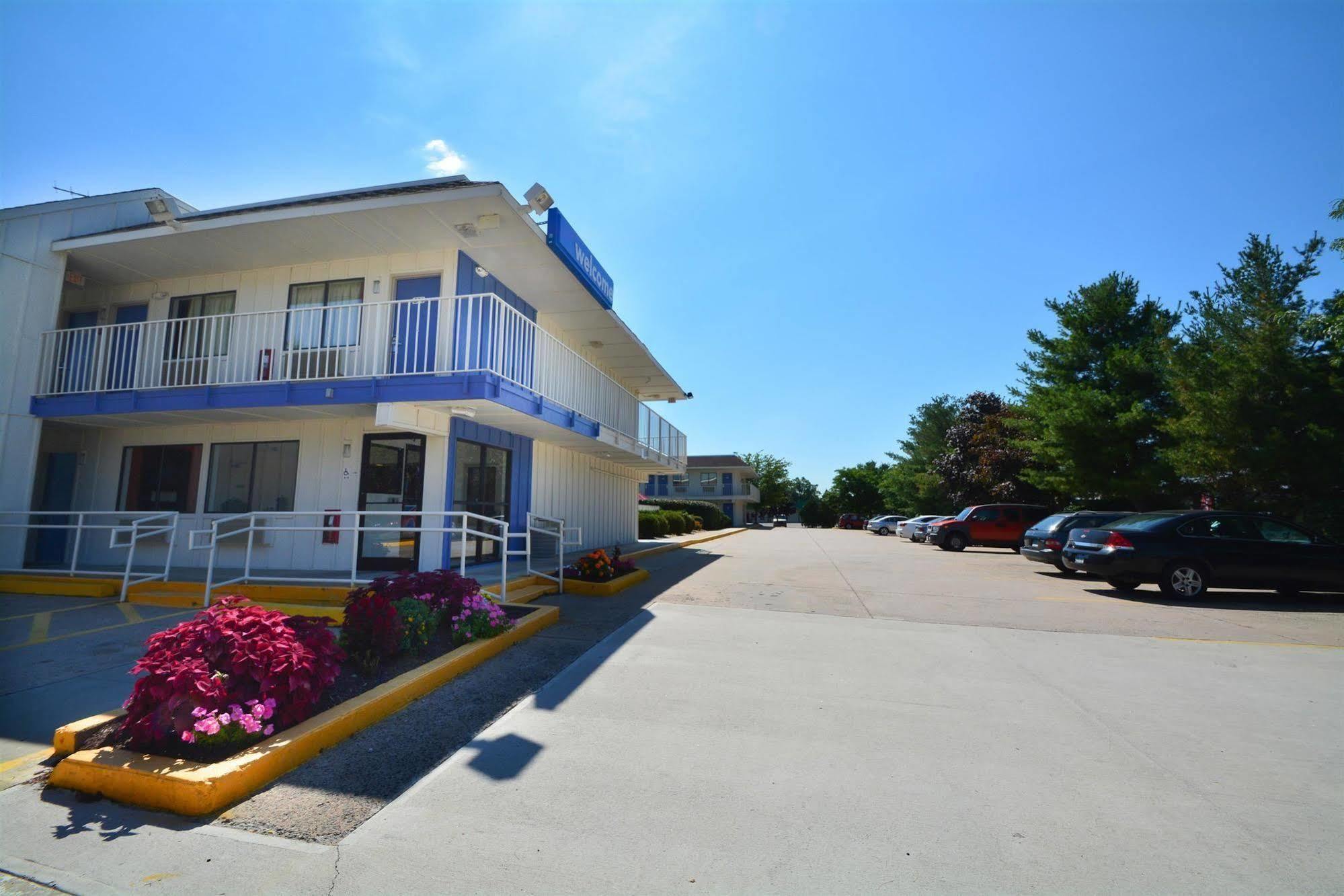 Motel 6-Windsor Locks, Ct - Hartford Exterior photo