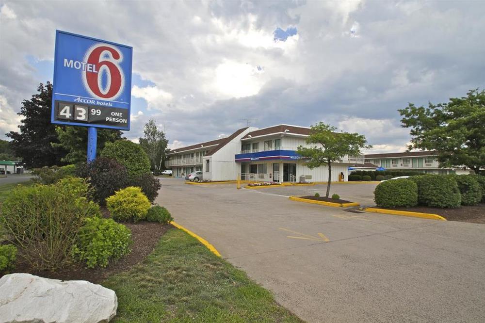 Motel 6-Windsor Locks, Ct - Hartford Exterior photo